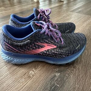 Brooks Women’s Running Sneaker